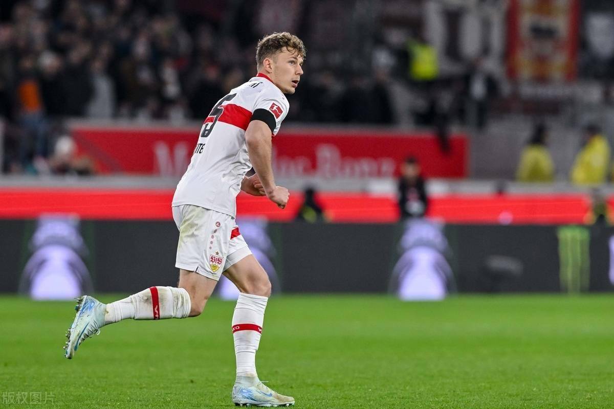 斯图加特陷入三连败,降级形势堪忧的简单介绍 斯图加特陷入三连败,降级形势堪忧的简单介绍